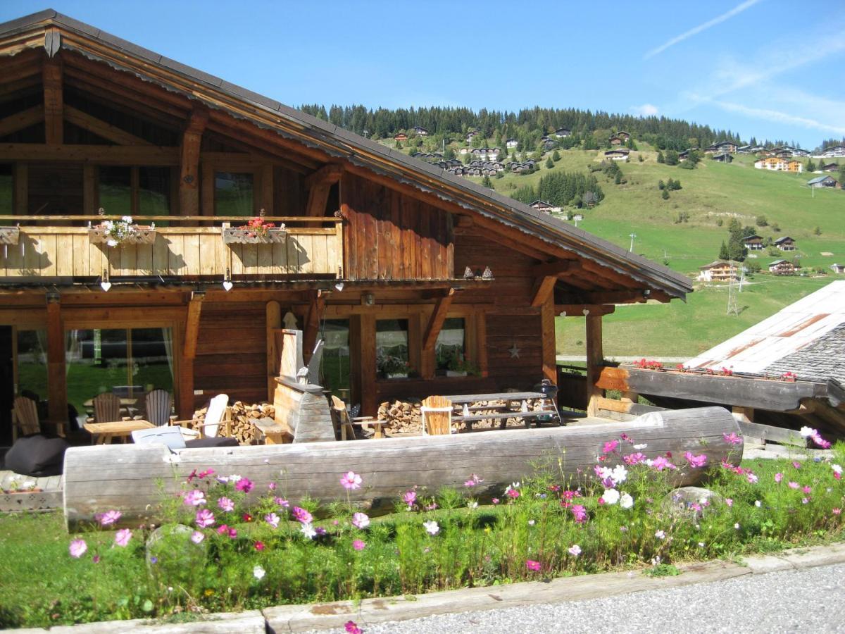 La Ferme Des Georgieres "Sejour En Tout Compris" นอเทรอ-ดาม-เด-เบลล์คอมบ์ ภายนอก รูปภาพ
